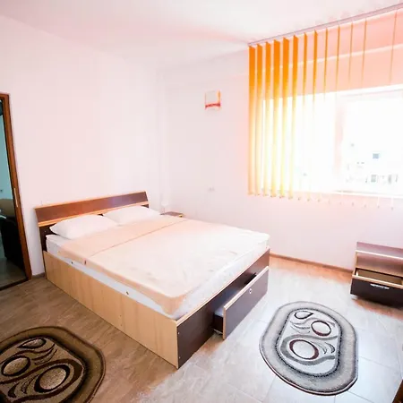 Apartament/studio Andrei شقة